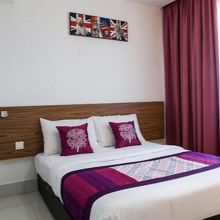 Oyo 180 V Hotel Κουάλα Λουμπούρ Εξωτερικό φωτογραφία