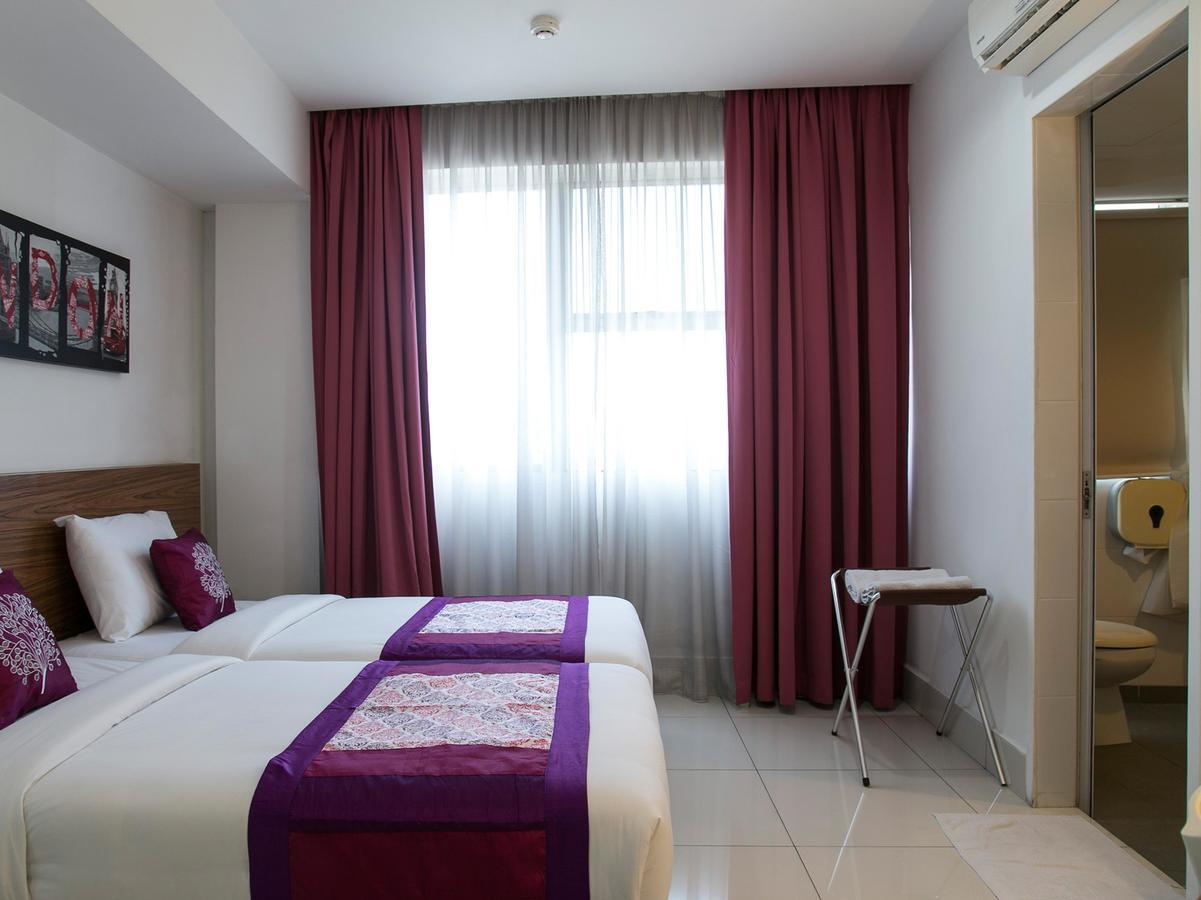 Oyo 180 V Hotel Κουάλα Λουμπούρ Εξωτερικό φωτογραφία